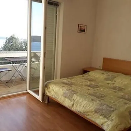 Apartment With A Parking Space Supetarska Draga - Gonar, Rab - 23349