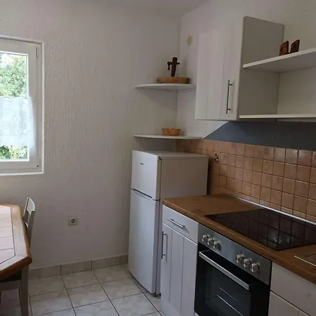 With A Parking Space Supetarska Draga - Gonar, Rab - 23349 Apartment