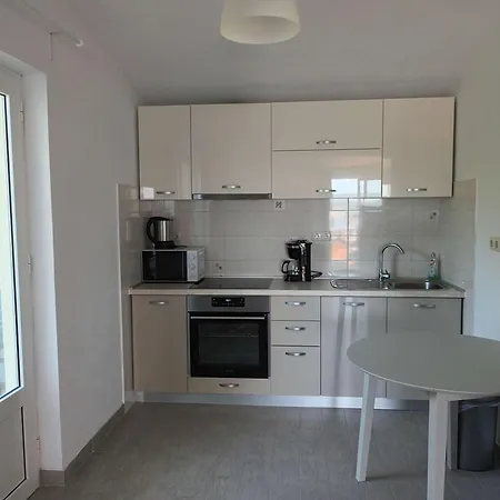 Apartman With Parking Space - Gonar, Rab - 23349 *